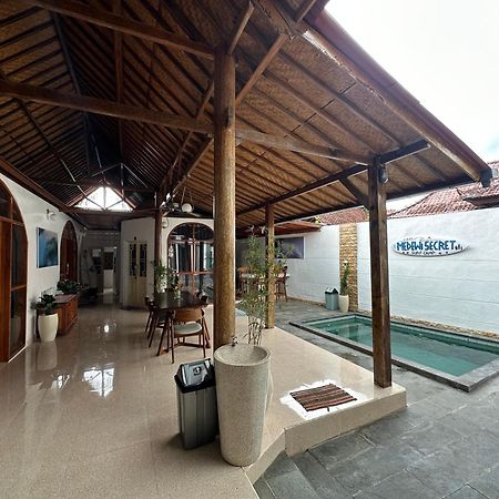 Medewi Secret Surfcamp Otel Pulukan Dış mekan fotoğraf