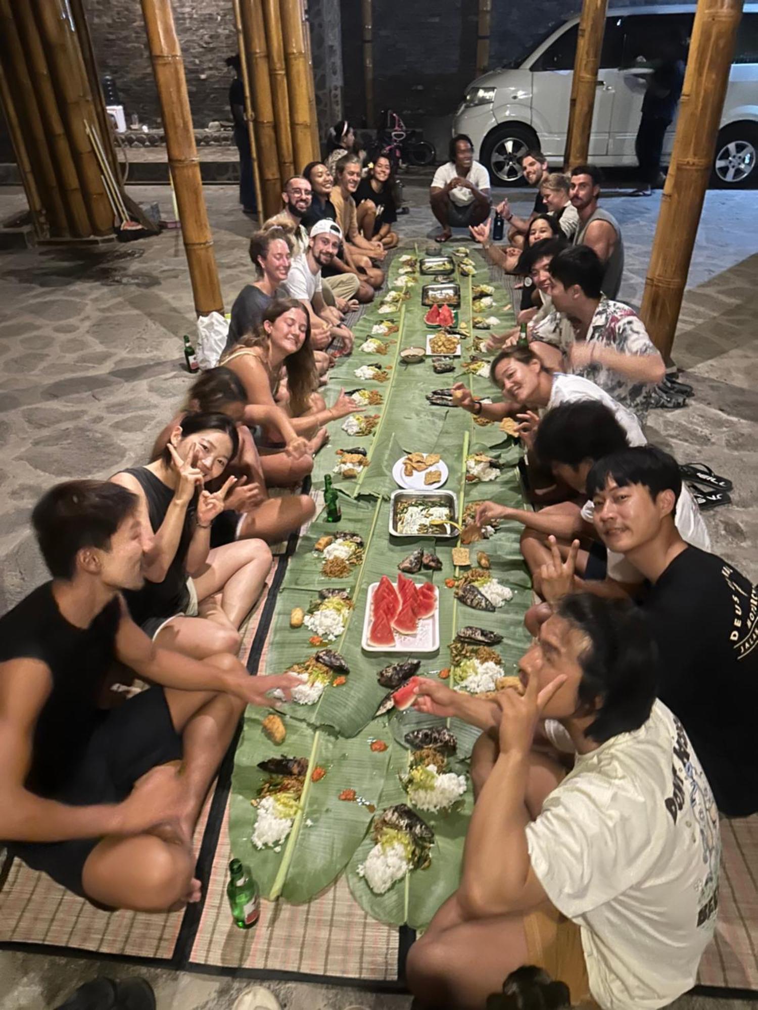 Medewi Secret Surfcamp Otel Pulukan Dış mekan fotoğraf