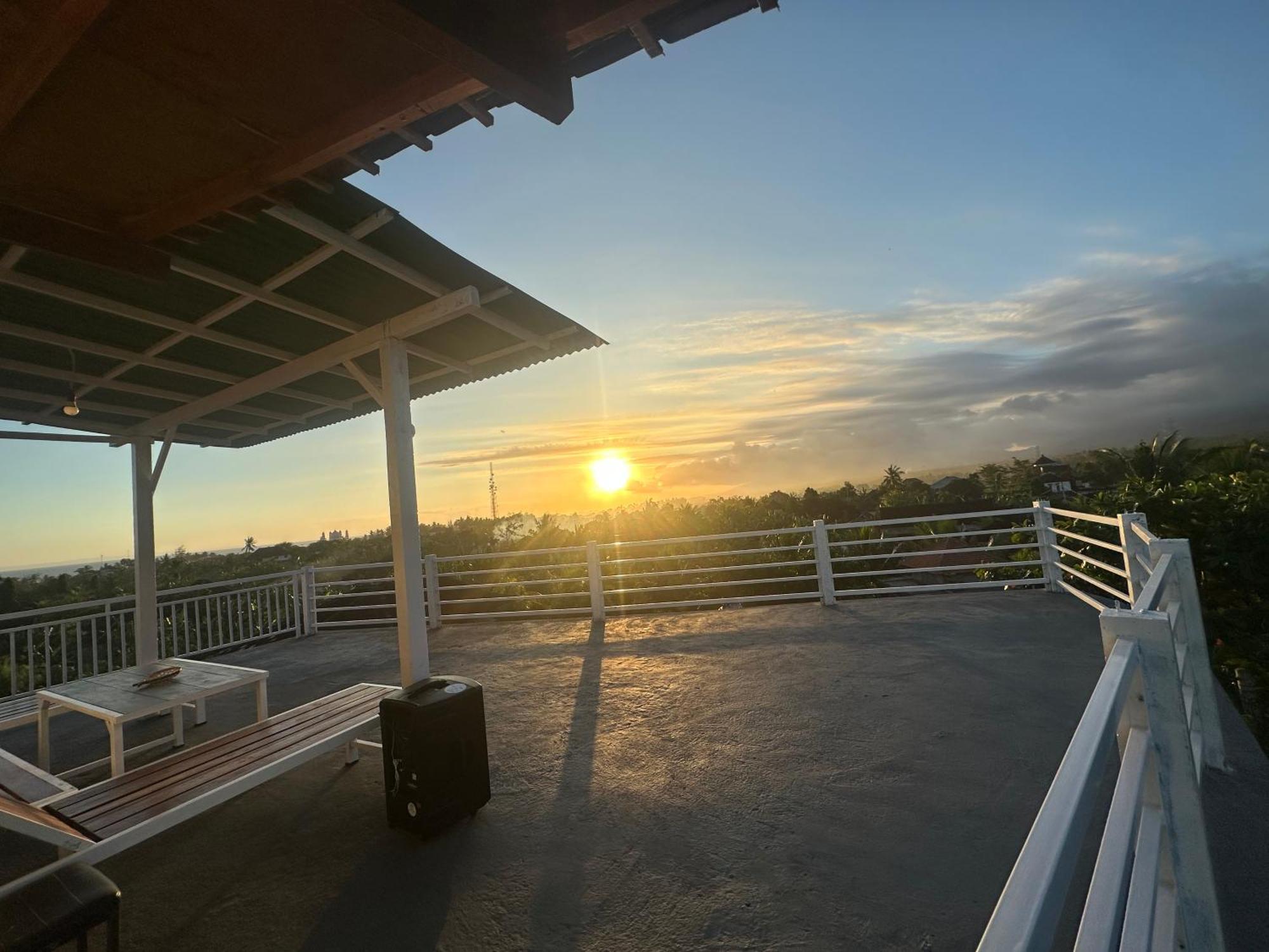 Medewi Secret Surfcamp Otel Pulukan Dış mekan fotoğraf