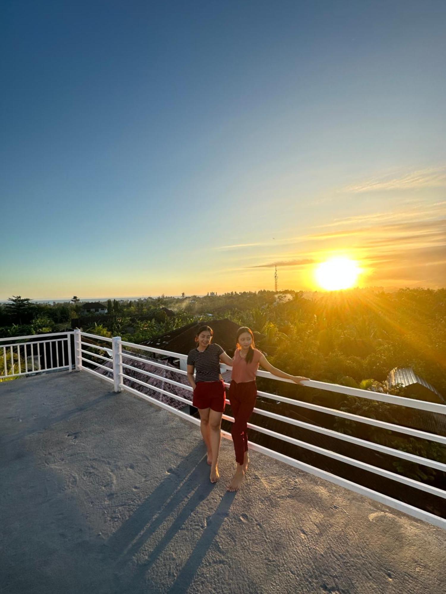 Medewi Secret Surfcamp Otel Pulukan Dış mekan fotoğraf