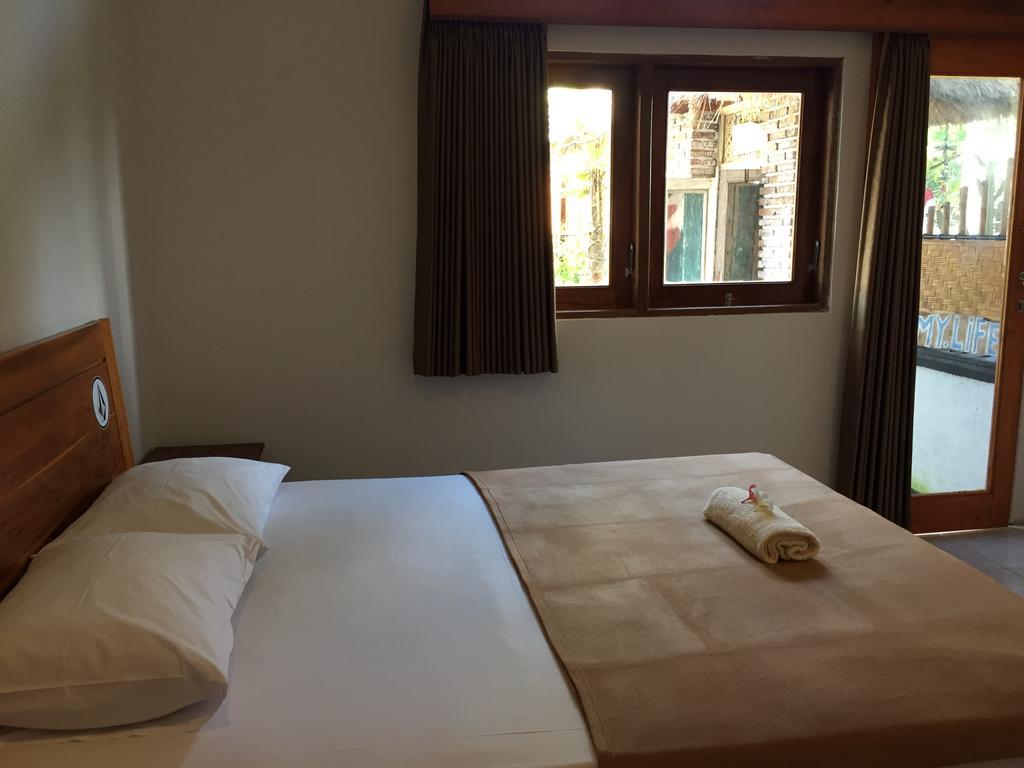 Medewi Secret Surfcamp Otel Pulukan Dış mekan fotoğraf
